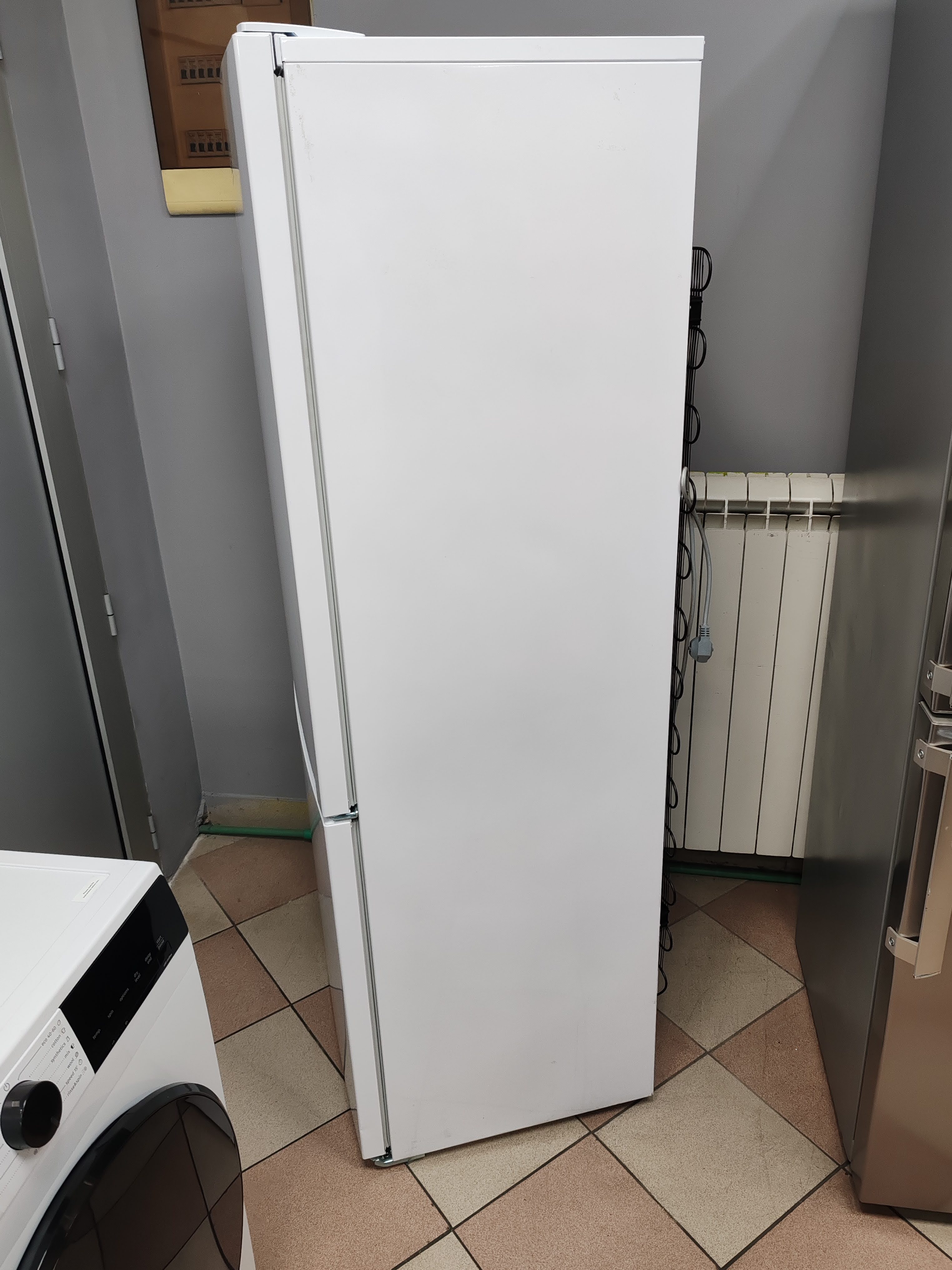 Frižider Beko RCSA270K40WN , 171 cm