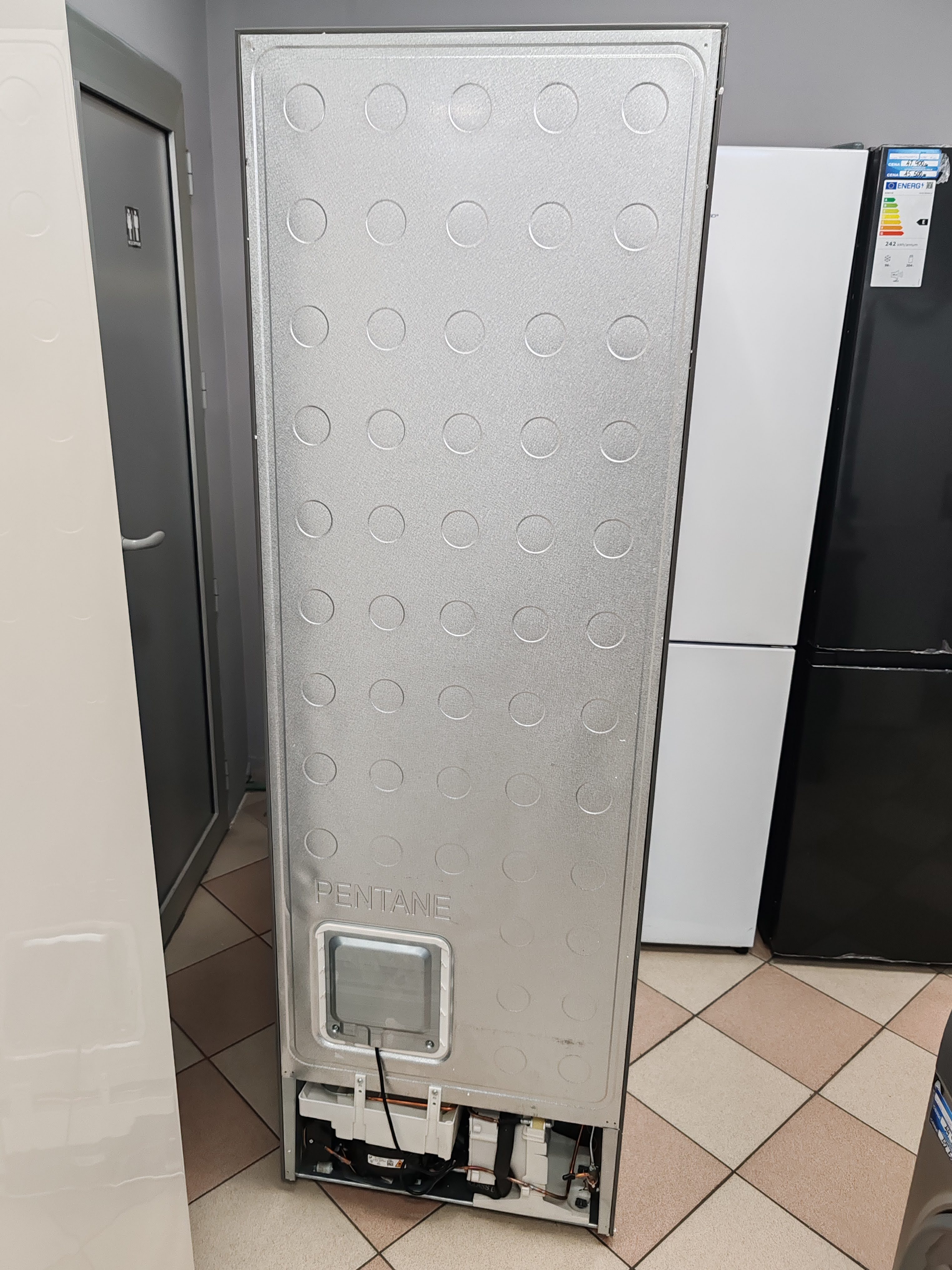 Frižider Gorenje NK79C0DXL , 185cm.