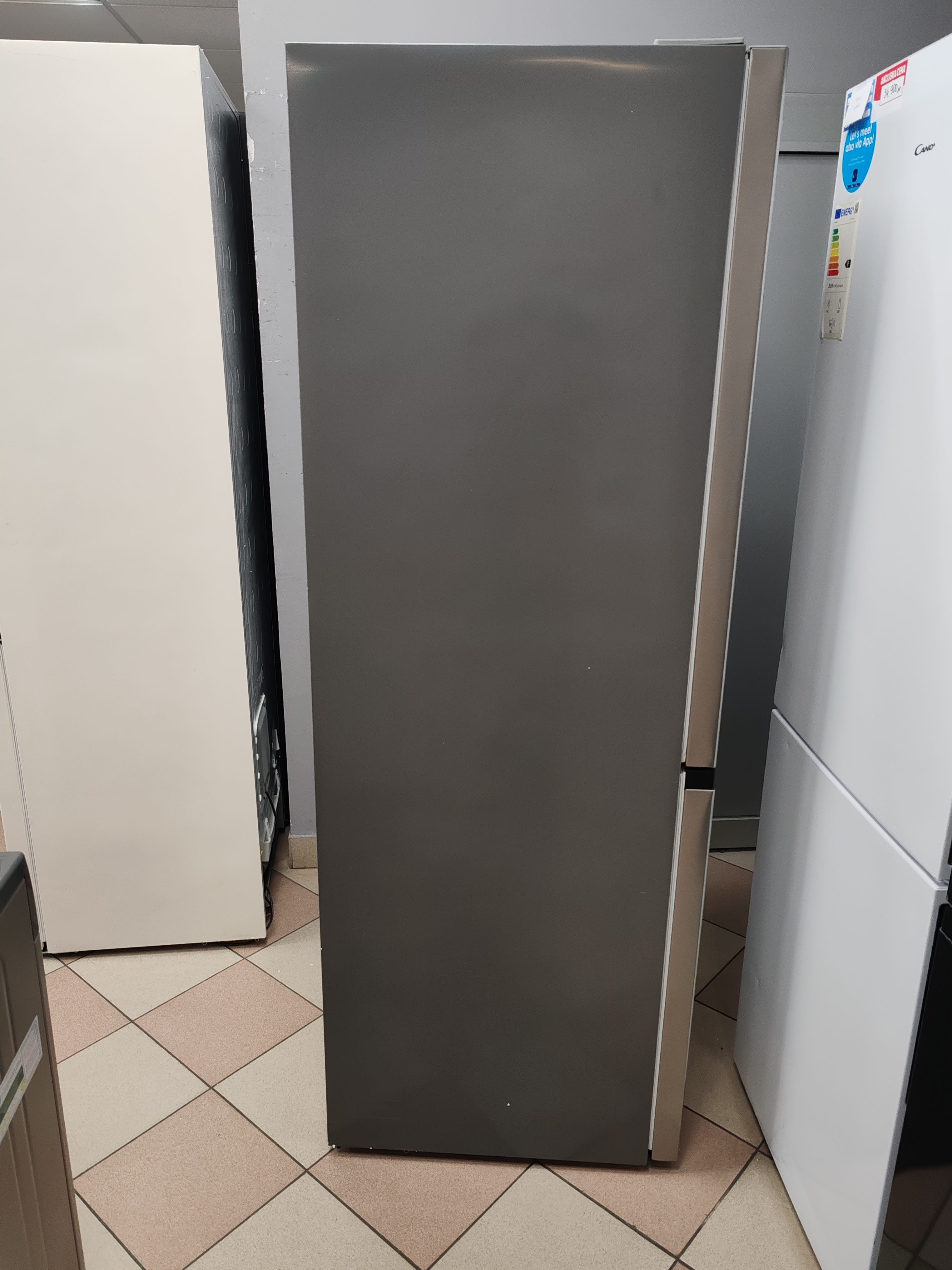 Frižider Gorenje NK79C0DXL , 185cm.