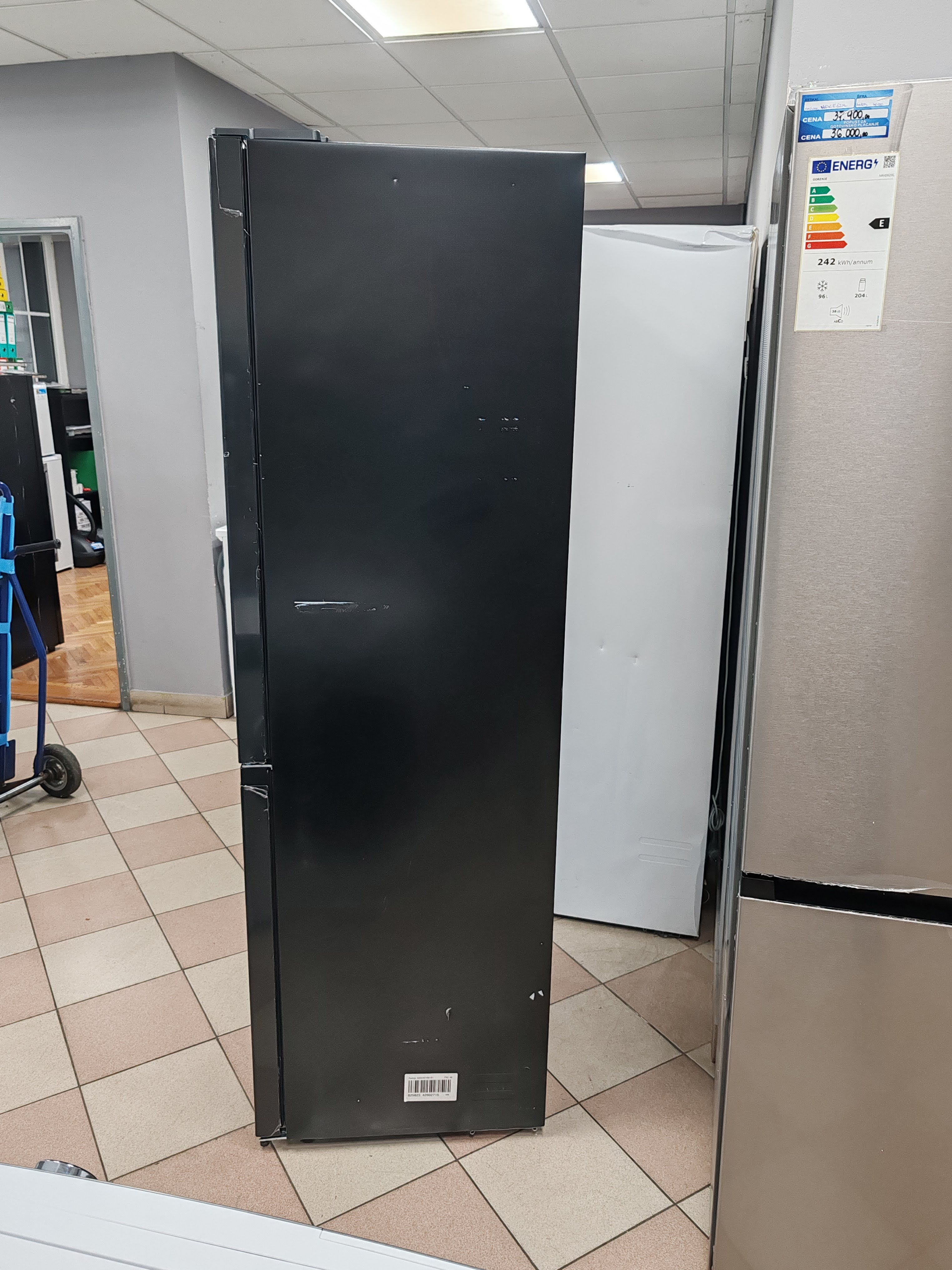 Frižider Gorenje NRK619EABXL4 , 185cm.