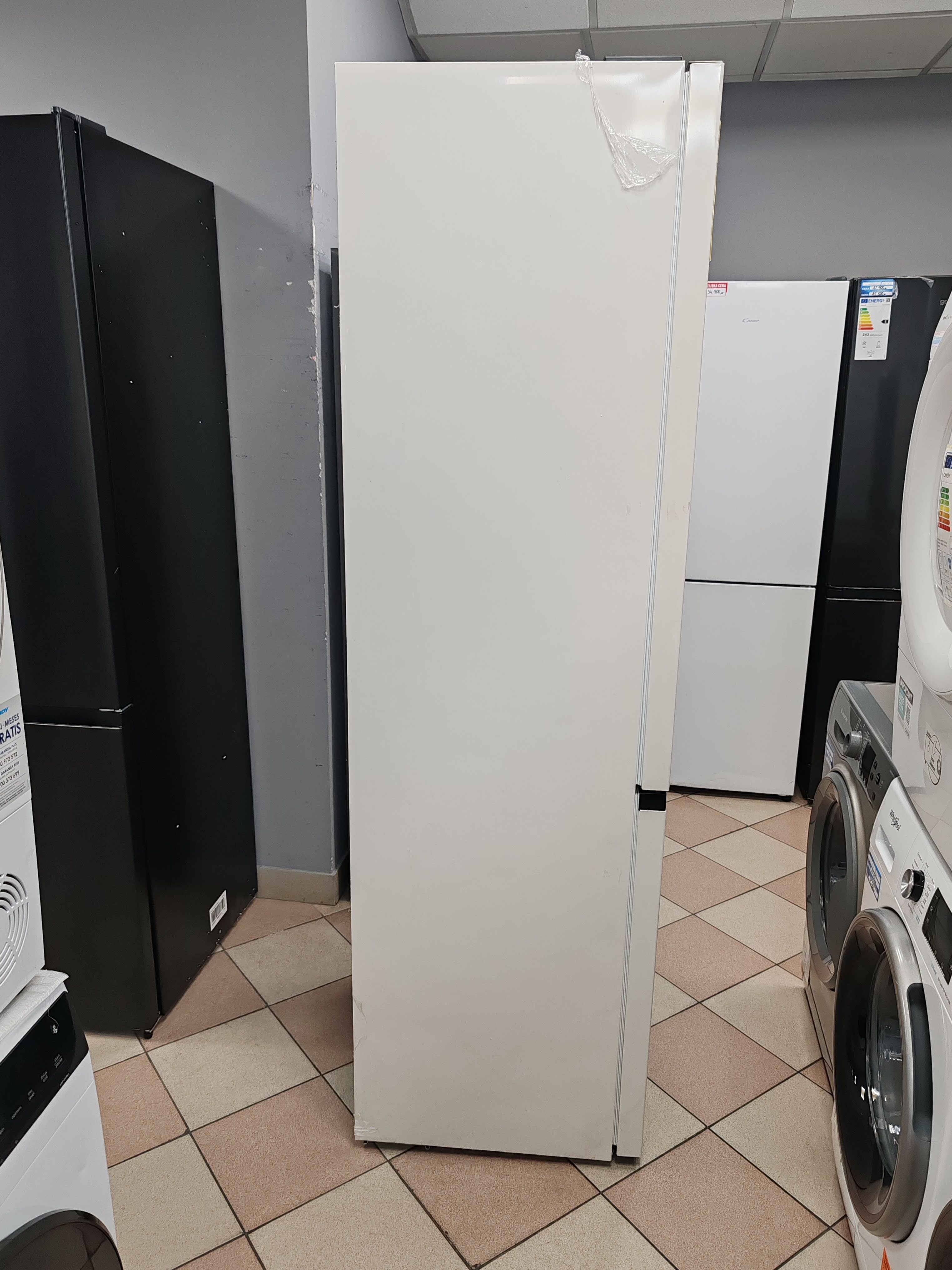 Frižider Gorenje NRK6202AC4, 200cm.