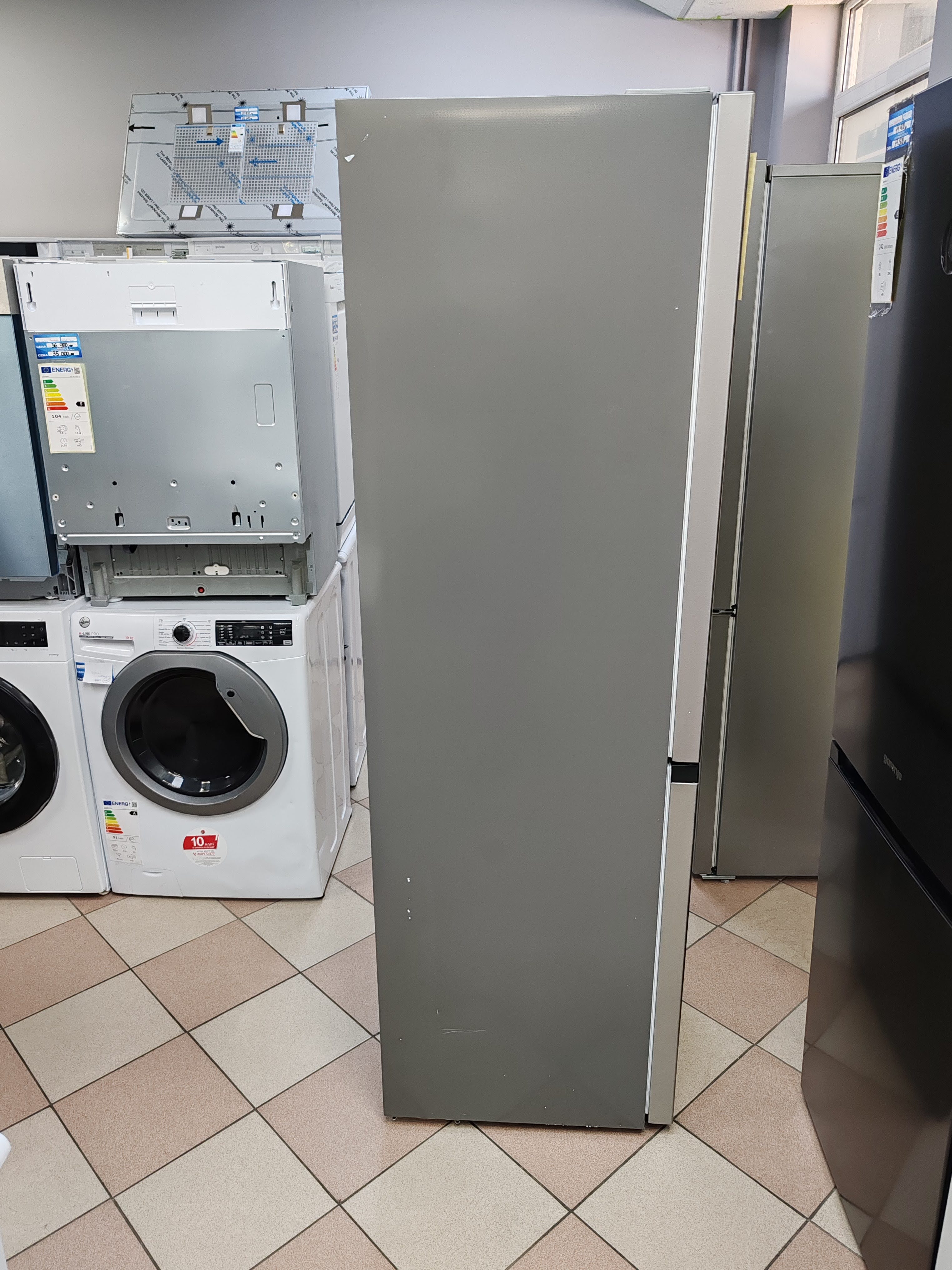 Frižider Gorenje NRKE 62 XL , 185 cm.