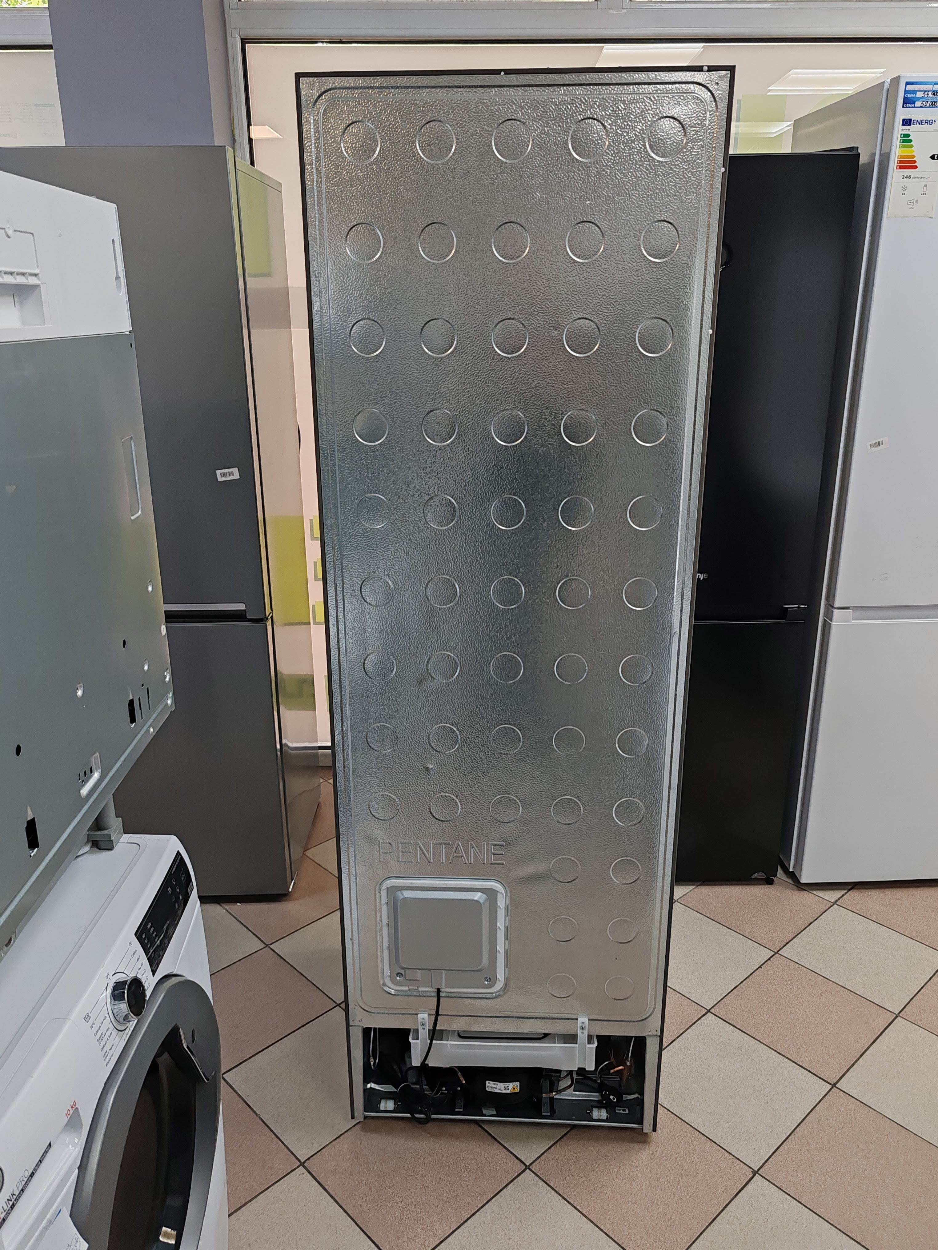 Frižider Gorenje NRKE 62 XL , 185 cm.