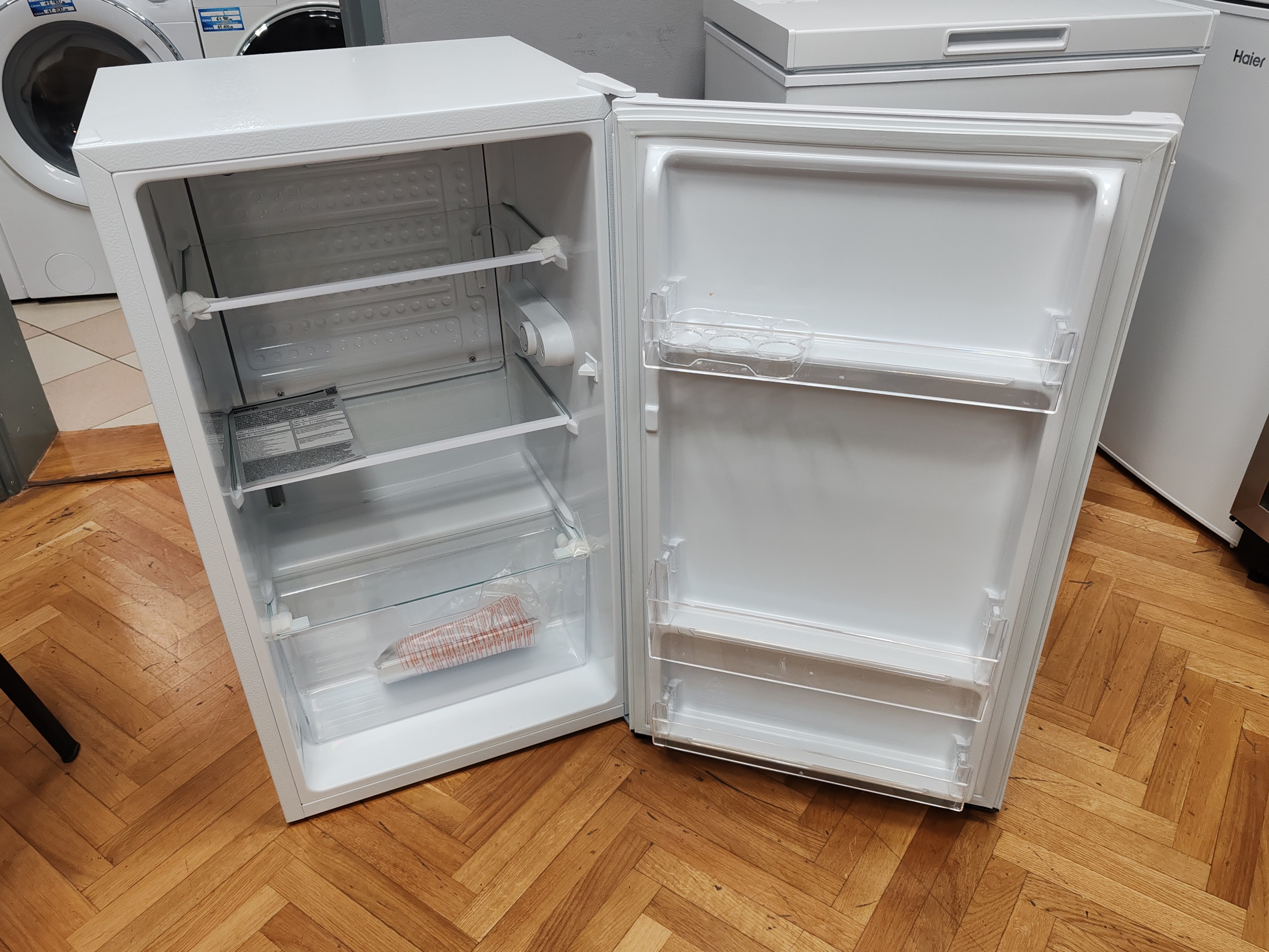 Frižider Gorenje R39EPW4, 92L