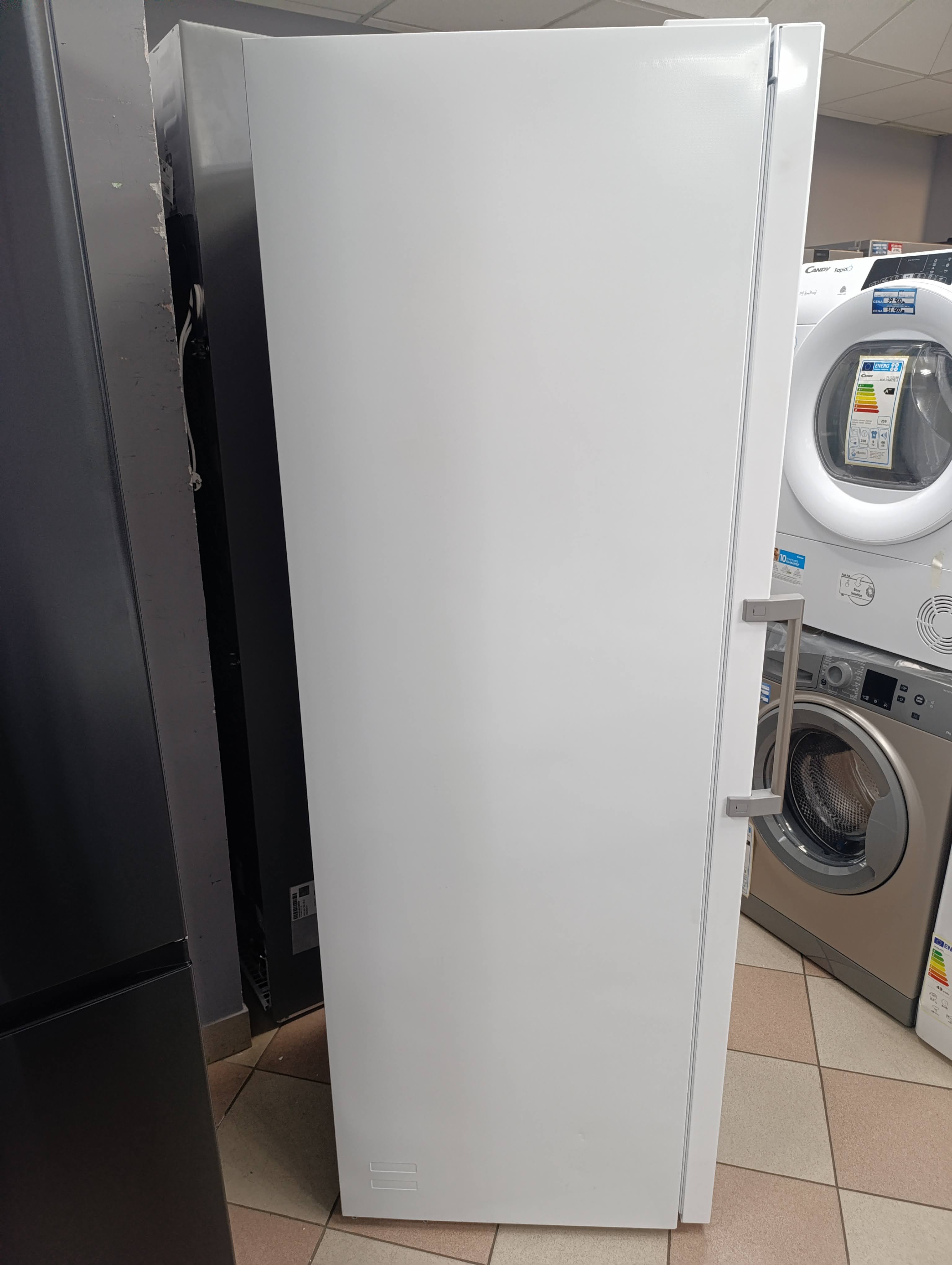 Frižider Gorenje R619EEW5, 185 cm.