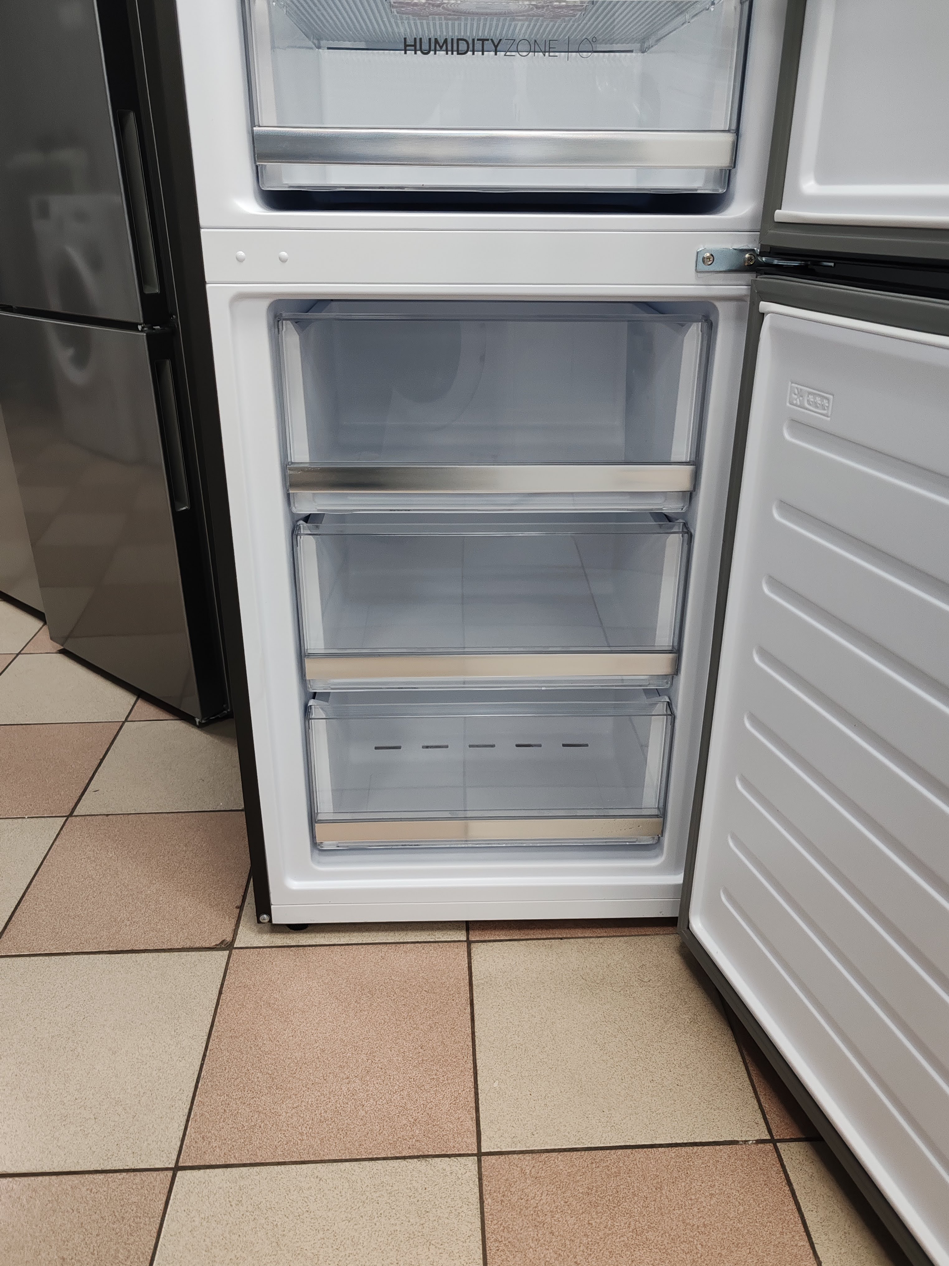 Frižider Haier HDW1620CNPD , 200 cm, No Frost