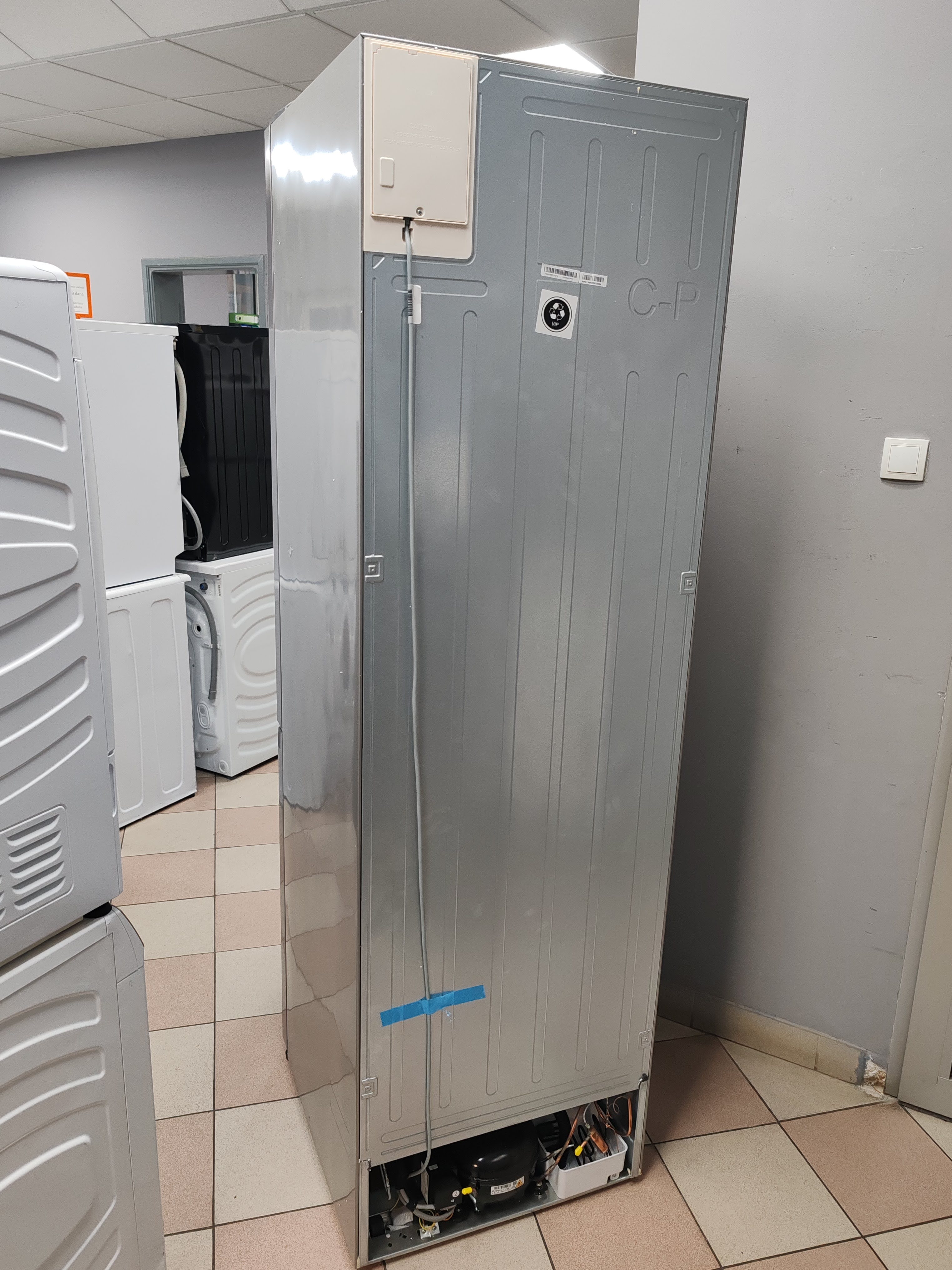 Frižider Haier HDW3620DNPK , 200 cm, No Frost