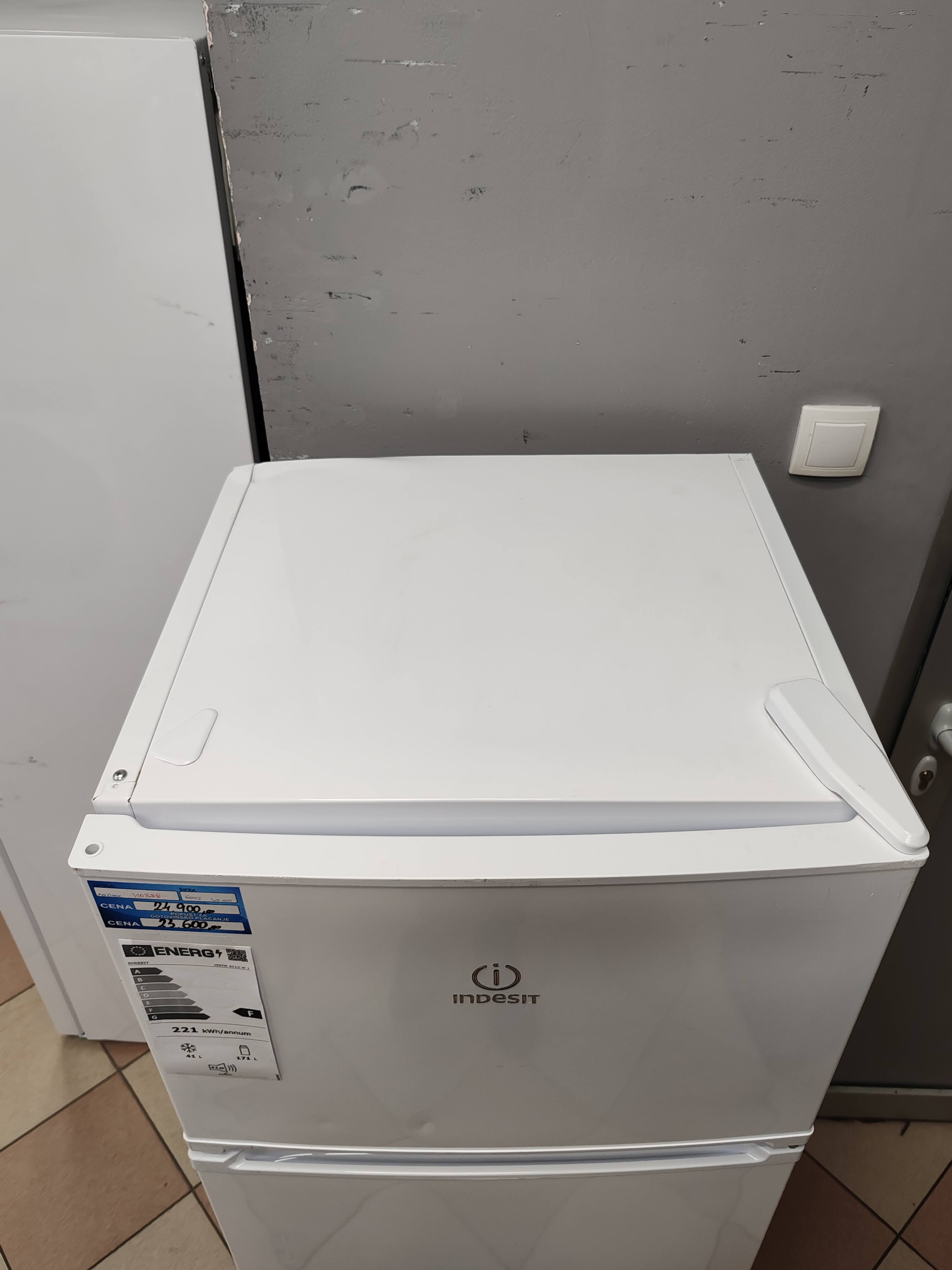 Frižider Indesit I55TM 4110 W 1, 144cm