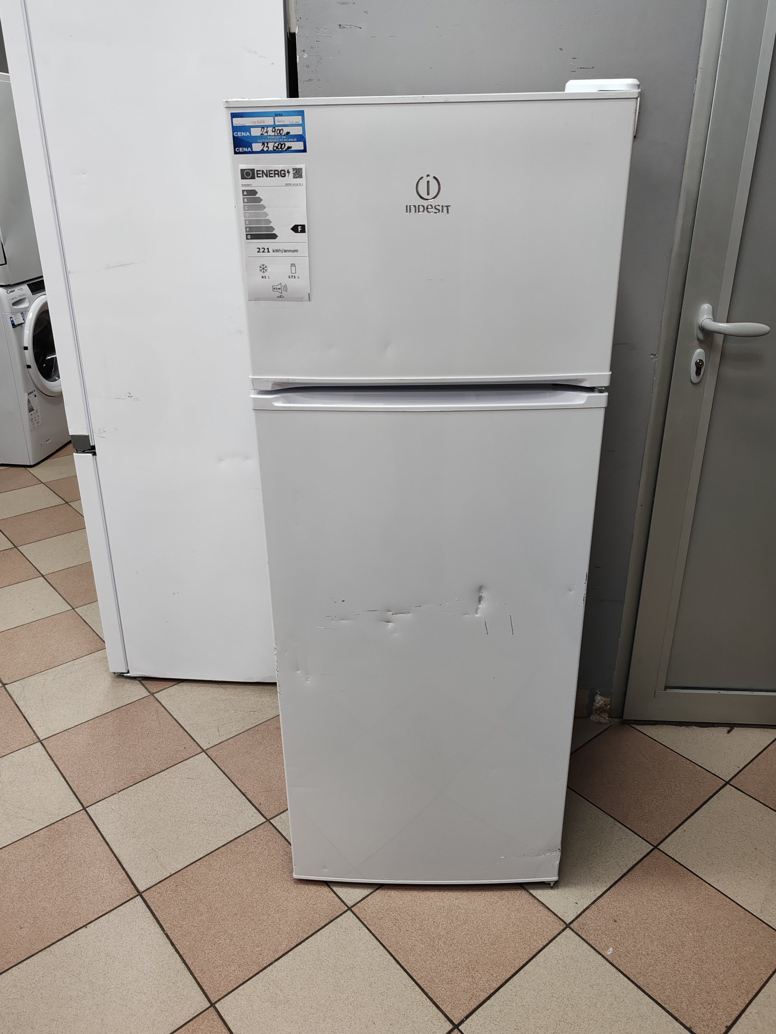 Frižider Indesit I55TM 4110 W 1, 144cm