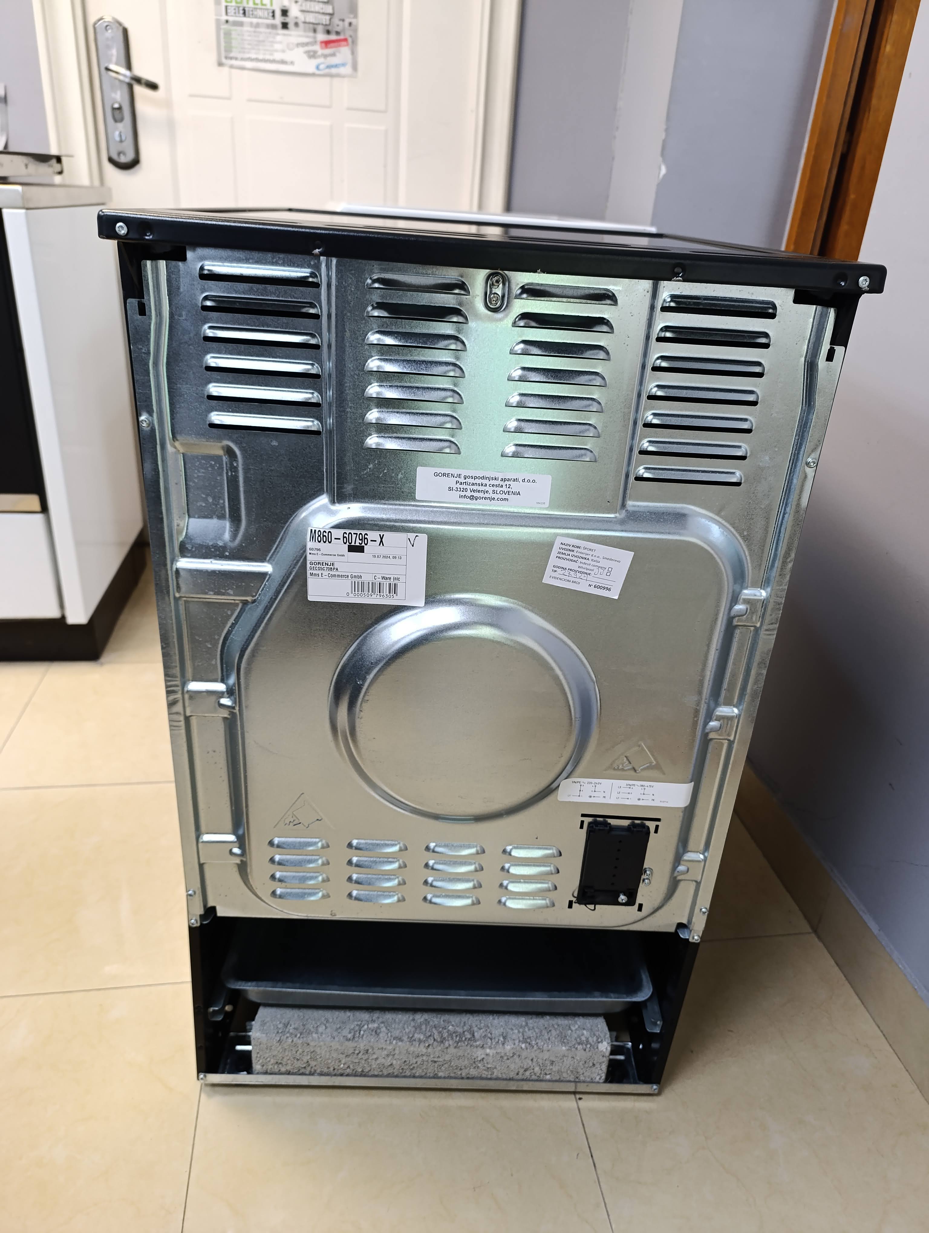 Šporet Gorenje GECS5C70BPA , 50 cm.