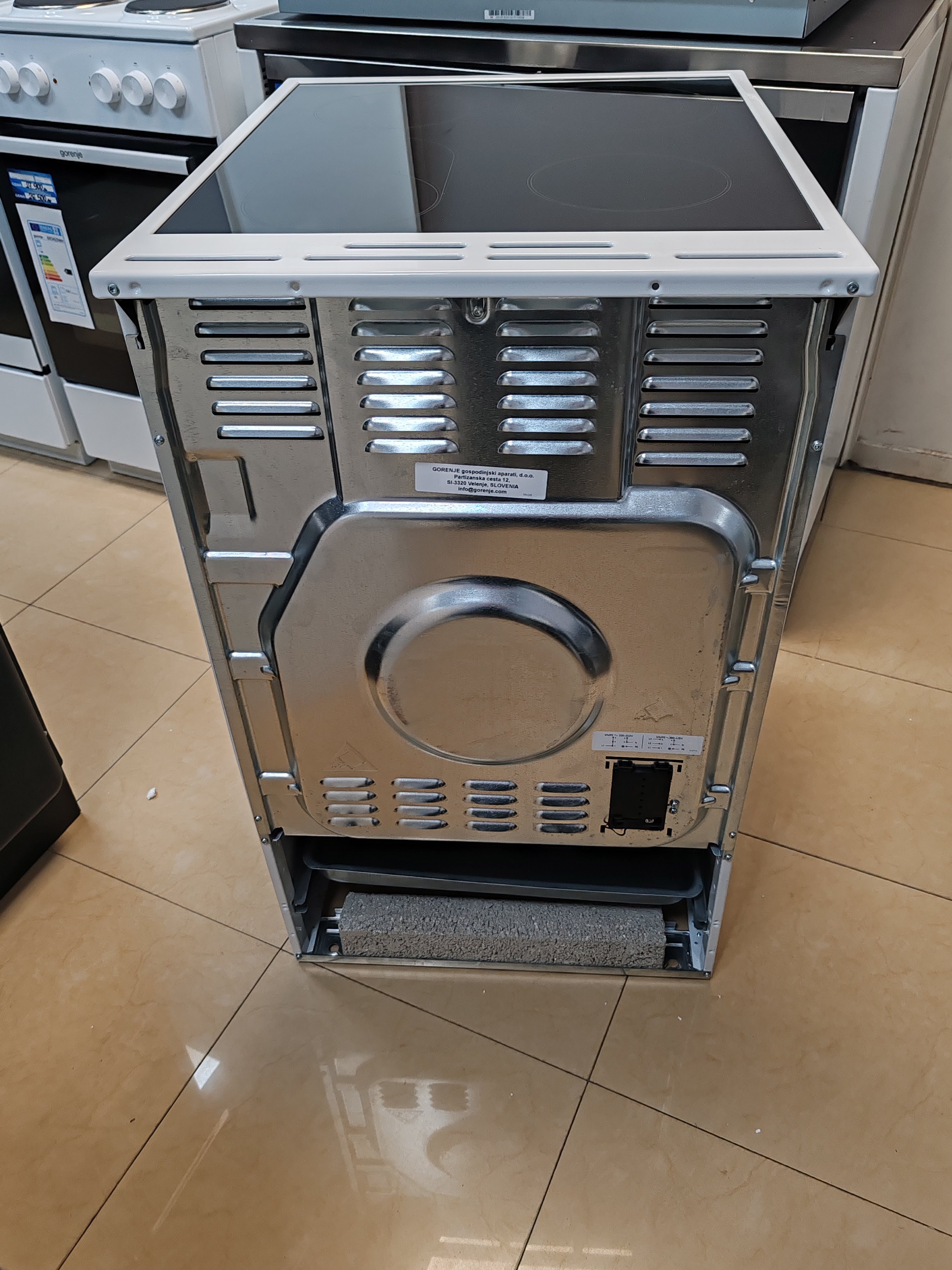 Šporet Gorenje GECS5C70WA , 50 cm.