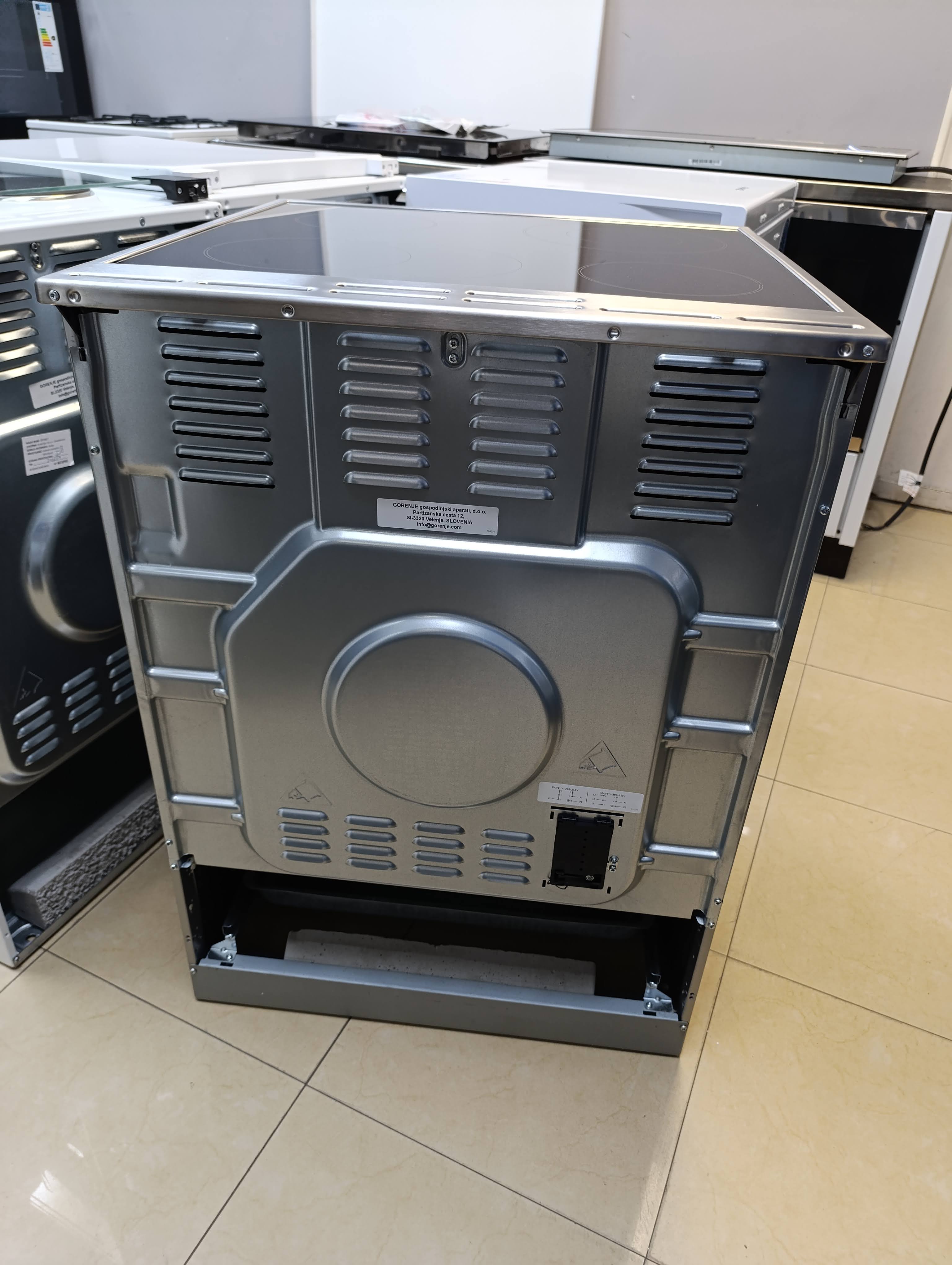 Šporet Gorenje GECS6C70XPA , 71 litara