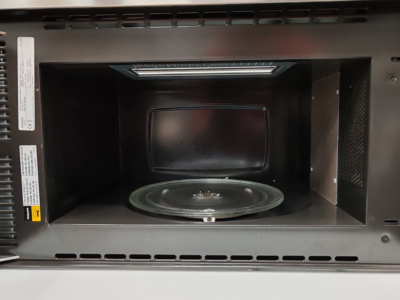 Ugradna mikrotalasna Hotpoint Ariston MN 214 IUX HA , 22l.