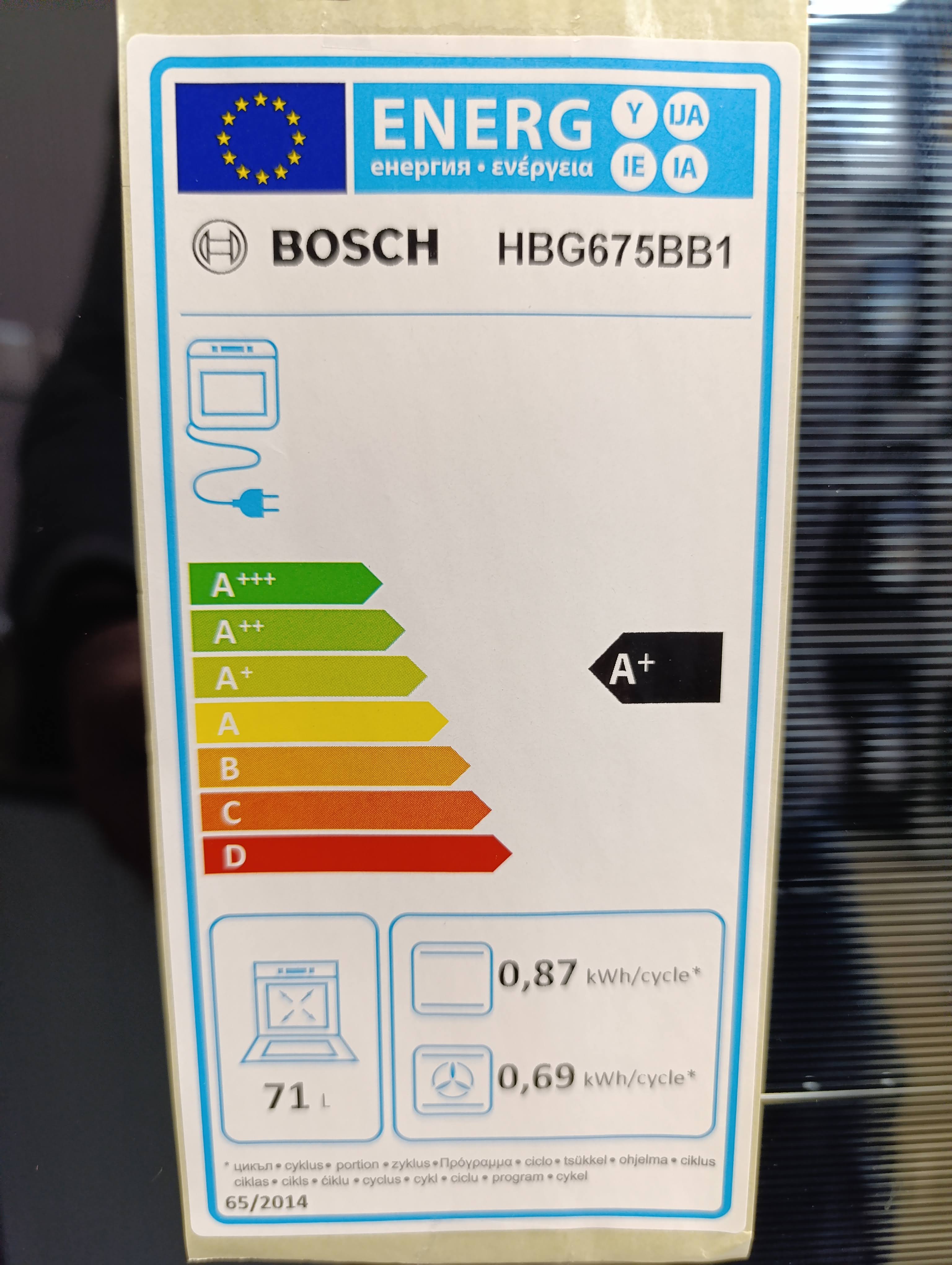 Ugradna Rerna Bosch HBG675BB1 , 71L