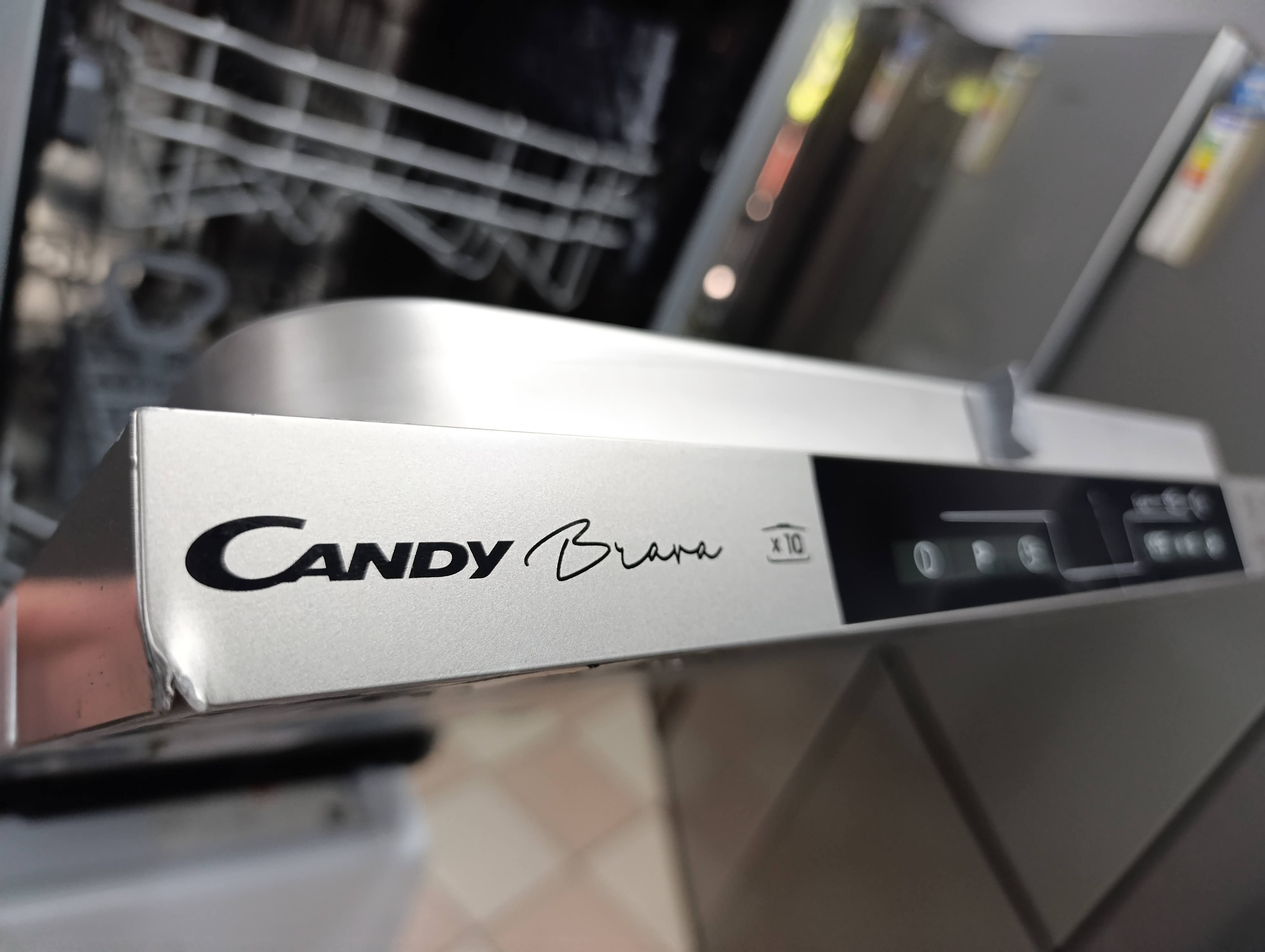 Ugradna Sudo mašina Candy CDIH 2T1047 , 10 kompleta