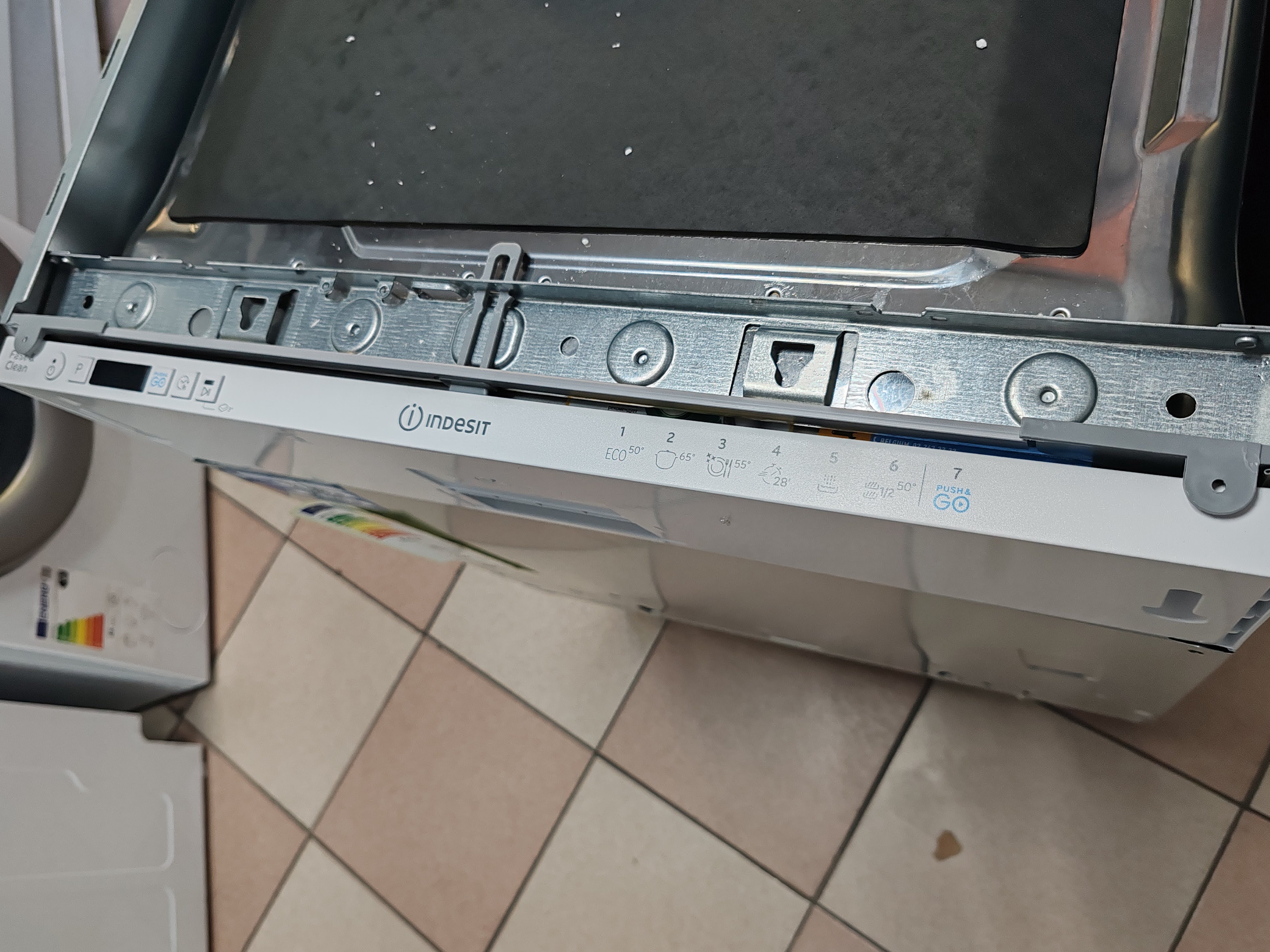 Ugradna sudo mašina Indesit IDI NC316B+A , 13 komple