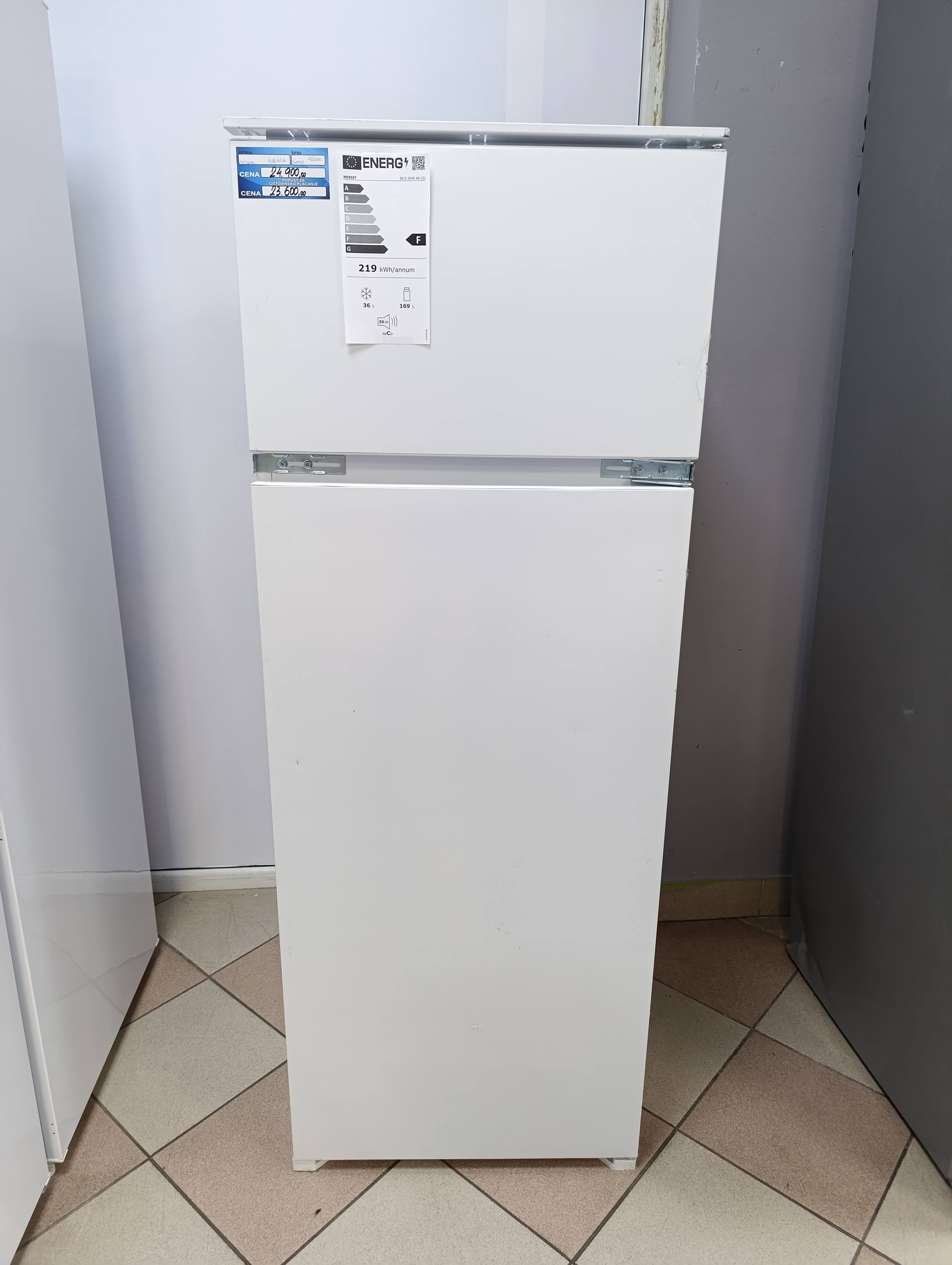 Ugradni frižider Indesit IND 2040 AA, 145cm.