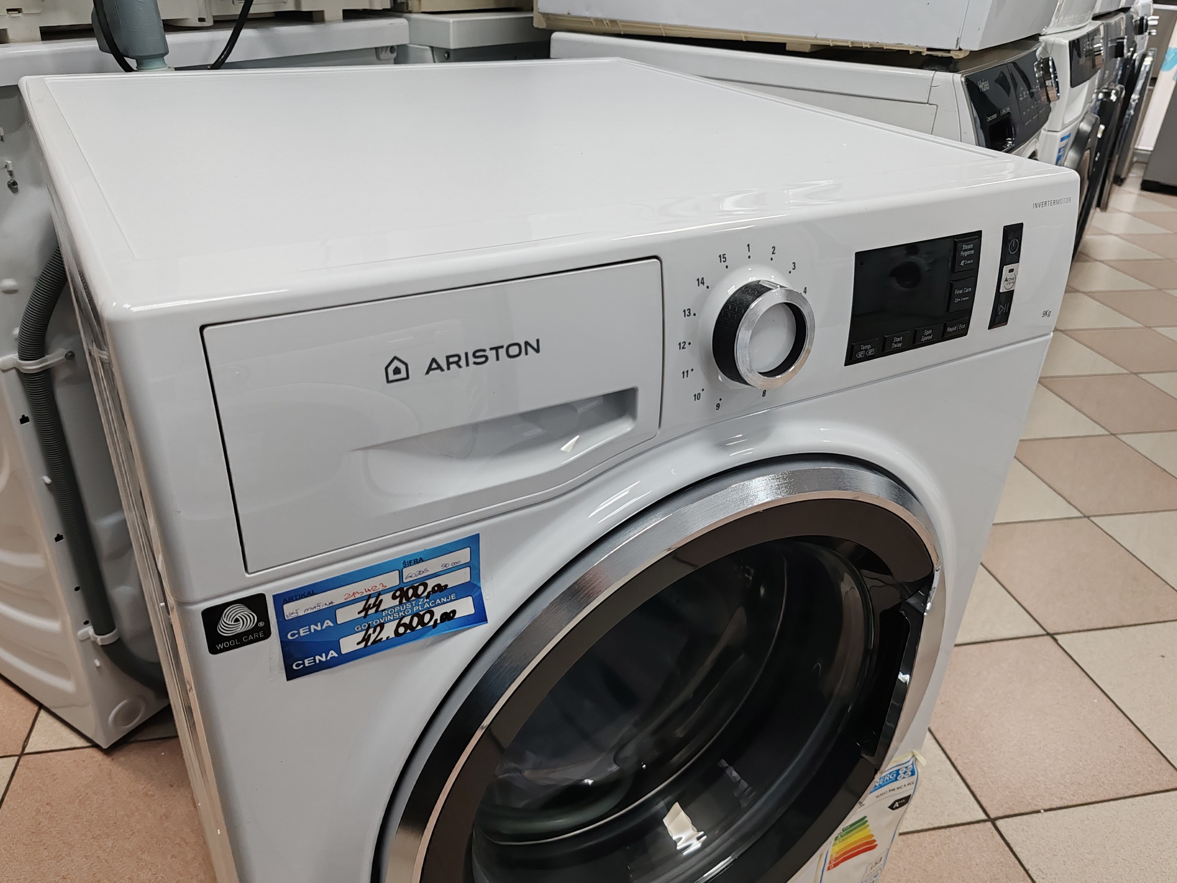 Veš mašina Hotpoint Ariston NLM11 946 WC A GCC , 9 kg.