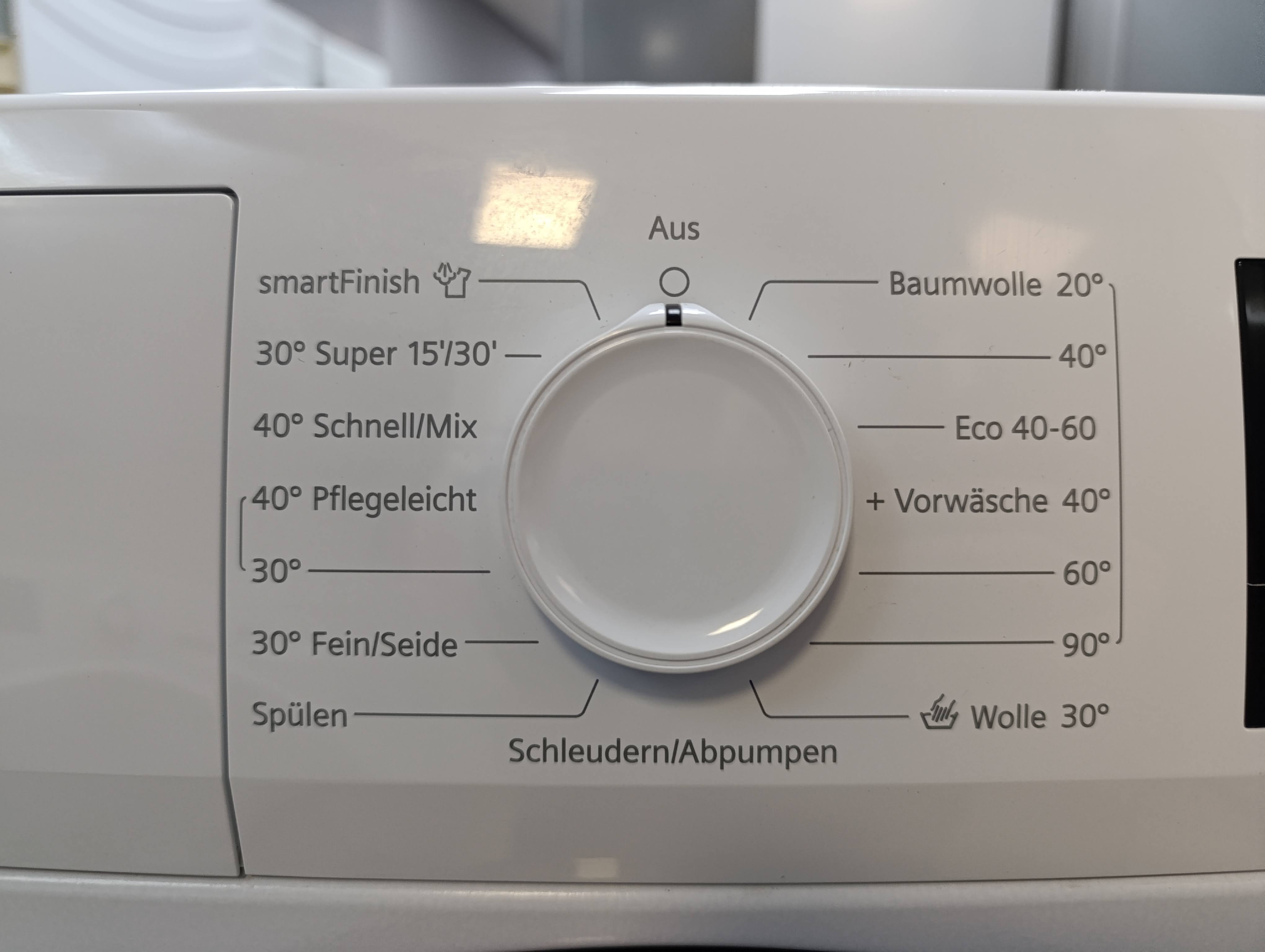 Veš mašina Siemens iQ300 WM14N0A4  , 8 kg.