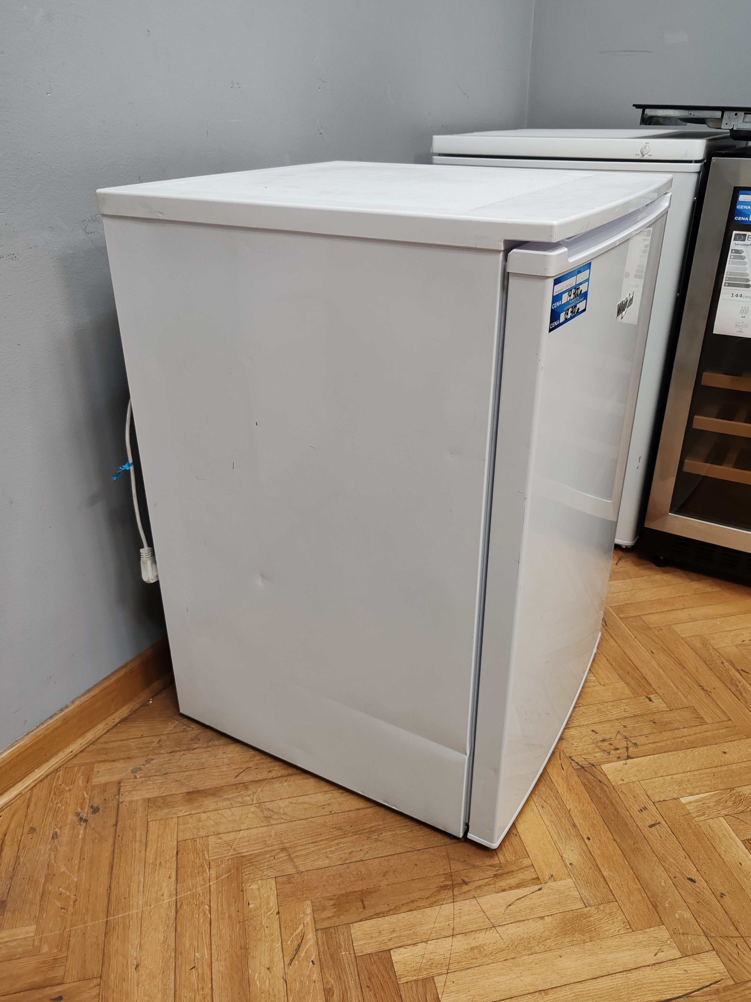 Zamrzivač Whirlpool W55ZM 112W 2 , 103L